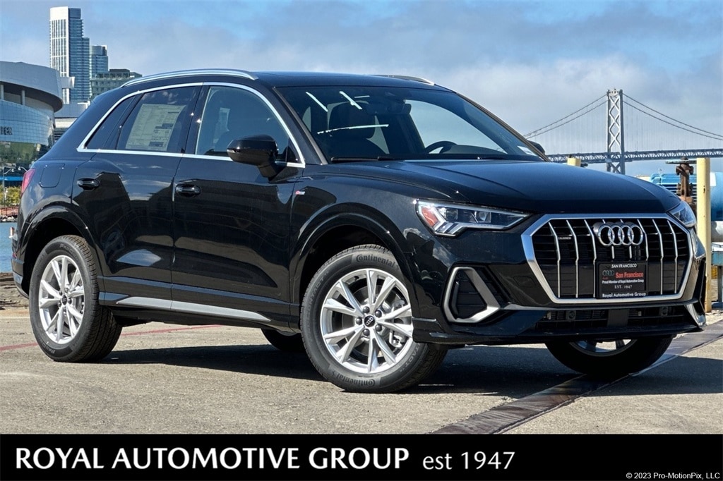2025 Audi Q3 S Line Premium's photo