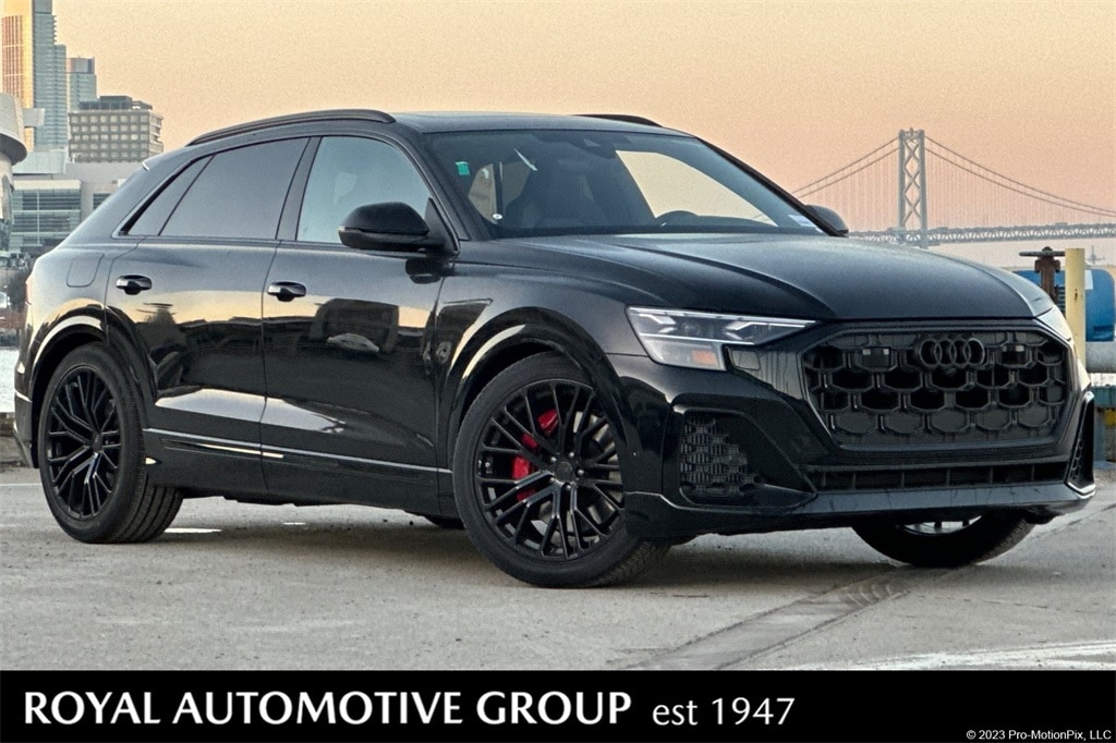 2026 Audi SQ8 Prestige's photo