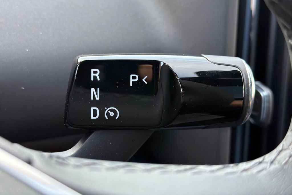 2026 Volvo EX30 Plus - Photo 22