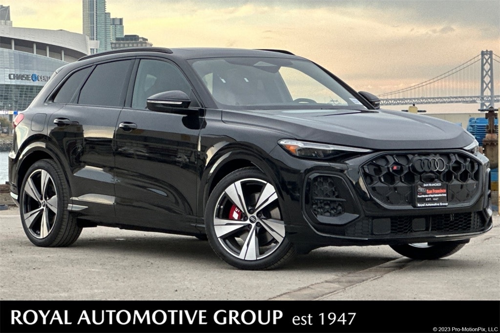 2025 Audi New SQ5 Premium Plus's photo