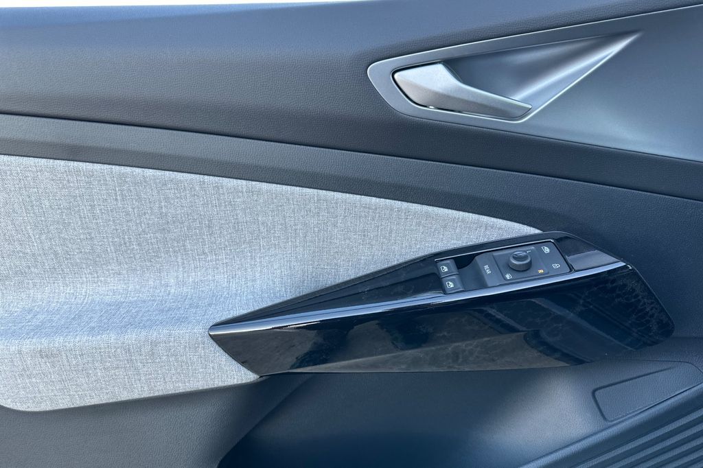 2026 Volkswagen ID.4 PRO - Photo 8