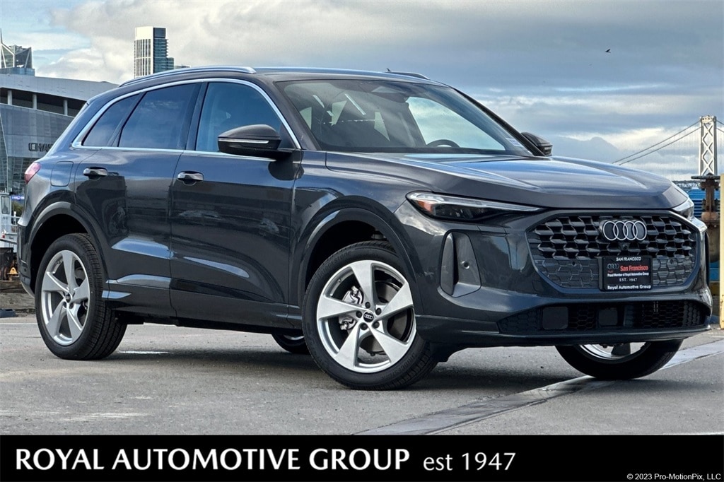 2025 Audi New Q5 Premium Plus's photo