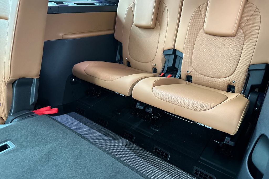 2025 Volkswagen ID. Buzz PRO S - Photo 12