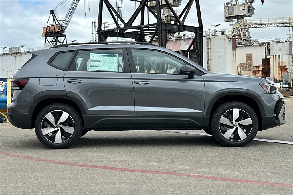 2025 Volkswagen Taos S photo 2