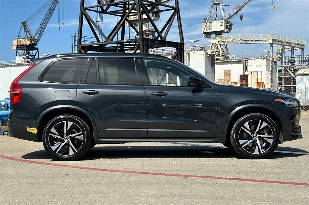 Used 2022 Volvo XC90 Recharge Plug-In Hybrid T8 R-Design Extended Range 7P SUV