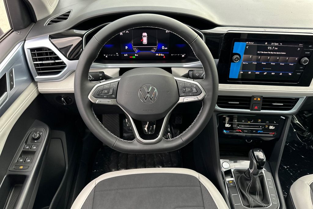 2026 Volkswagen Taos SE - Photo 12