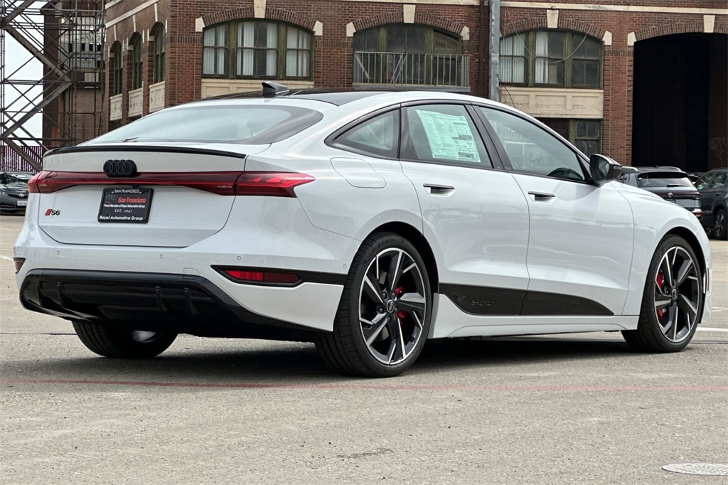 New 2025 Audi S6 Sportback e-tron Premium Sedan