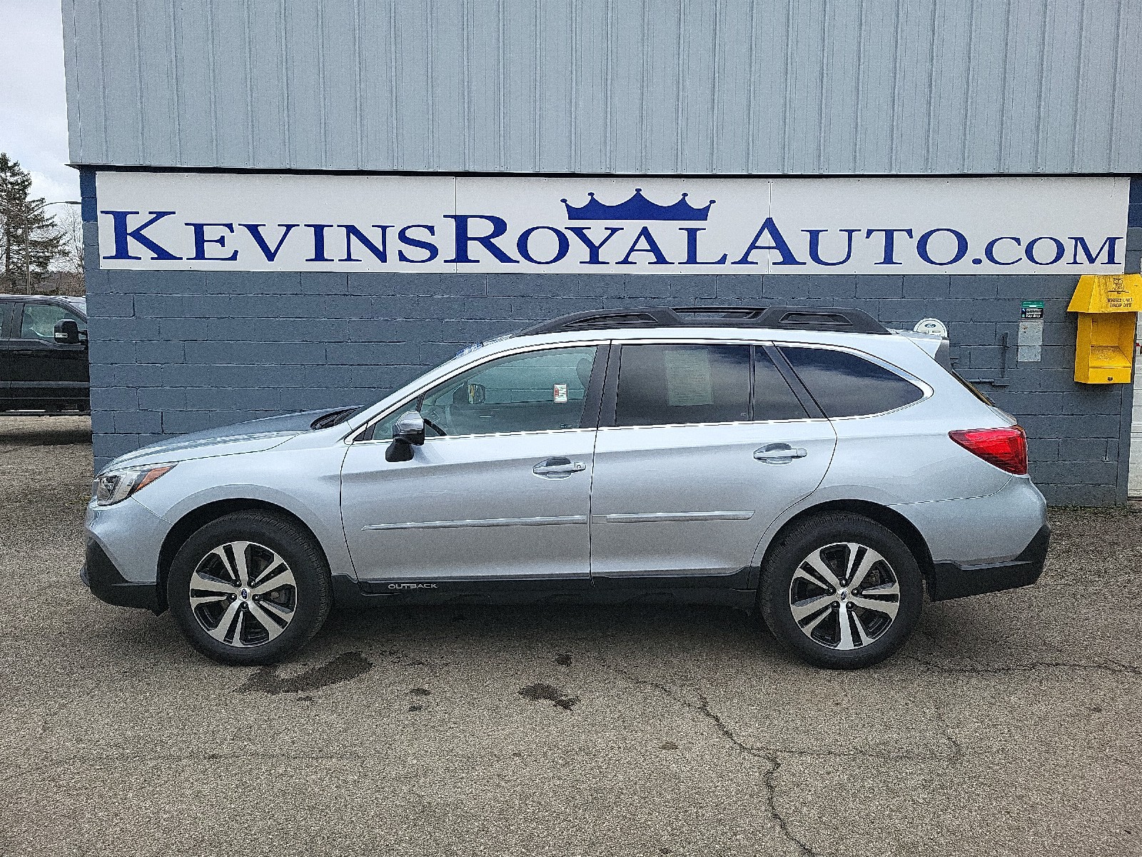 2018 Subaru Outback 2.5i Limited's photo