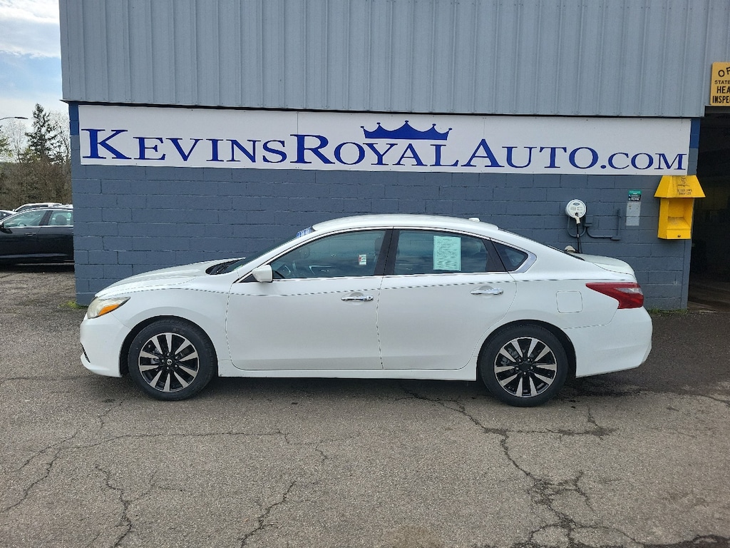 Used 2018 Nissan Altima 2.5 SV Sedan