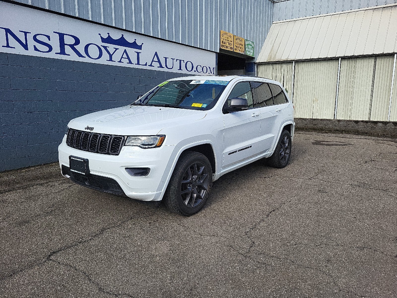 2021 Jeep Grand Cherokee Limited photo 2