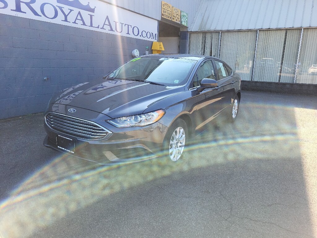 Used 2017 Ford Fusion S Sedan