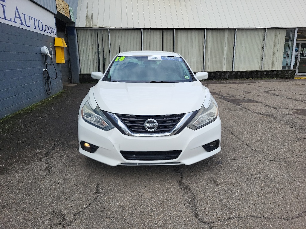 Used 2018 Nissan Altima 2.5 SV Sedan
