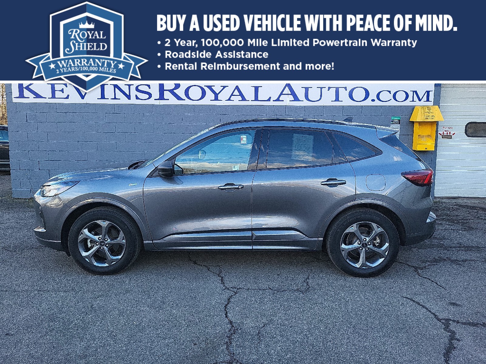 2024 Ford Escape ST-Line's photo