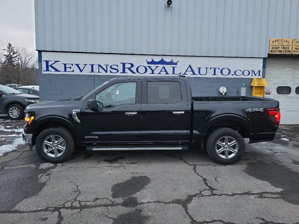 Used 2024 Ford F-150 XLT Truck SuperCrew Cab