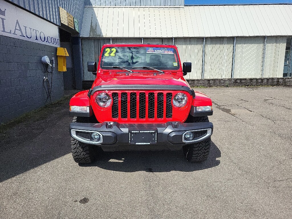 Used 2022 Jeep Gladiator Sport Truck Crew Cab