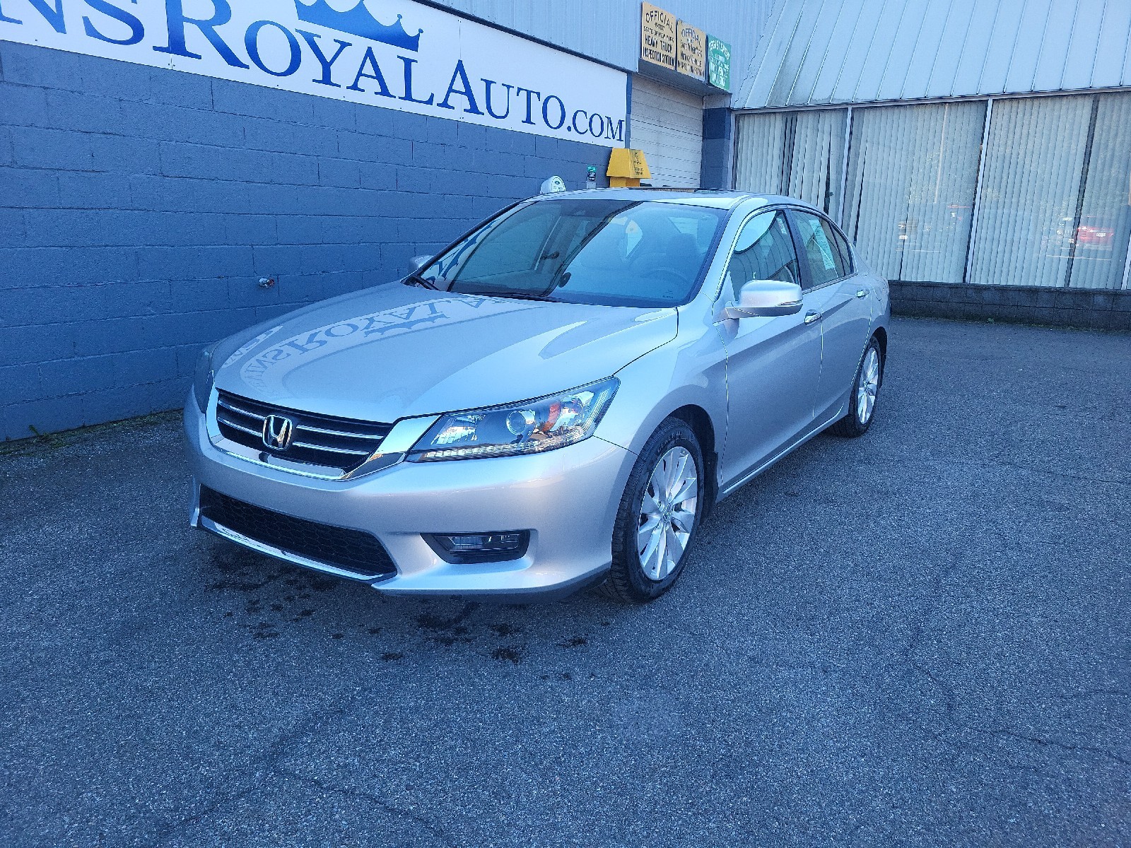 Used 2014 Honda Accord EX-L with VIN 1HGCR2F83EA095474 for sale in Owego, NY