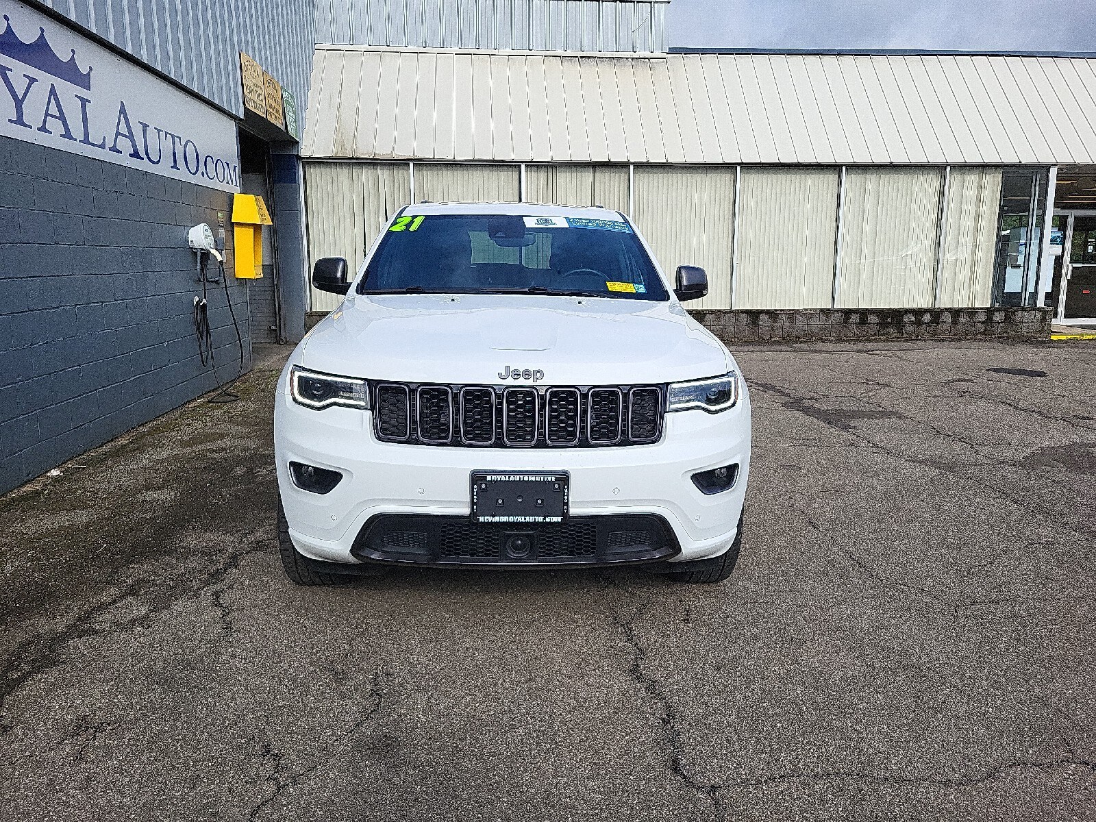 2021 Jeep Grand Cherokee Limited photo 3