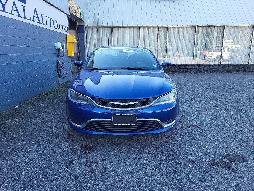 Used 2015 Chrysler 200 Limited Sedan