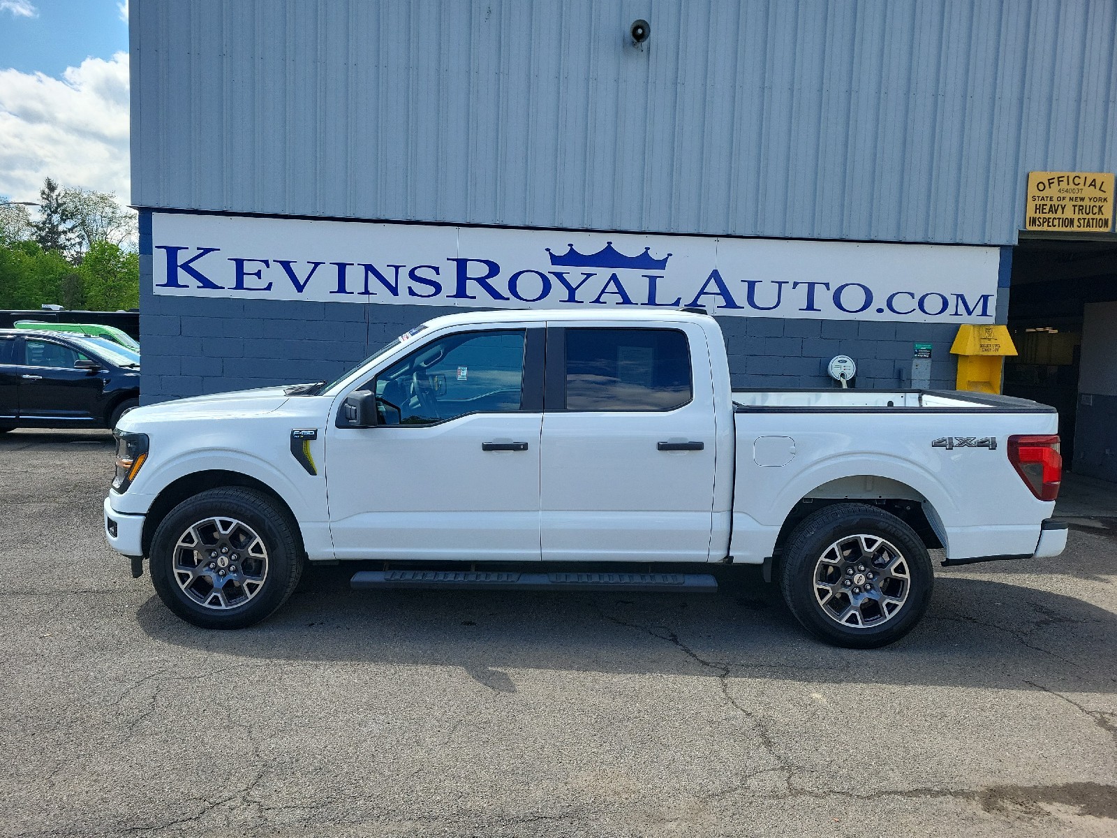 2024 Ford F-150 STX 4x4 SuperCrew 5-1/2 Box's photo