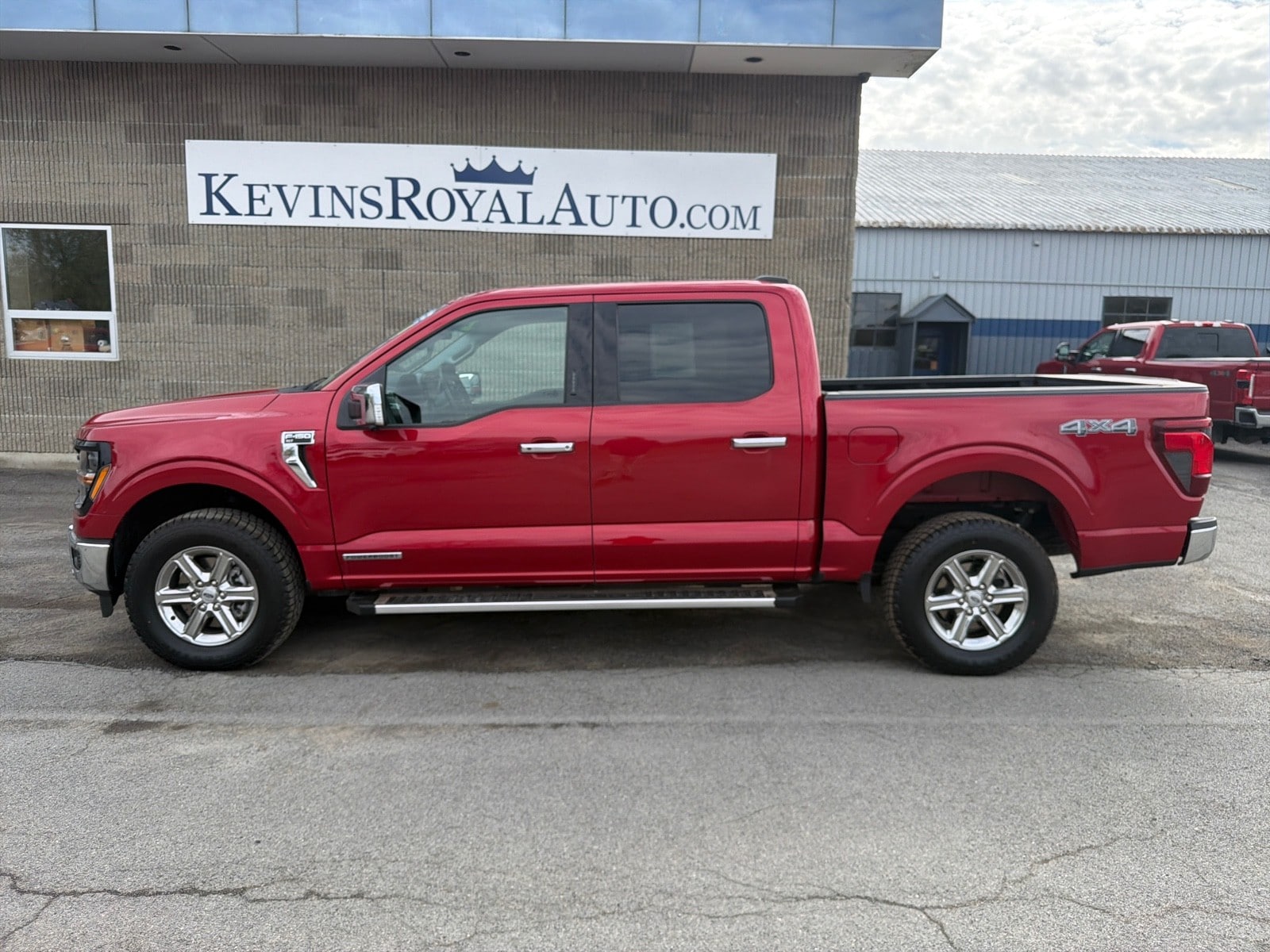 2024 Ford F-150 XLT 4x4 SuperCrew 5-1/2 Box's photo