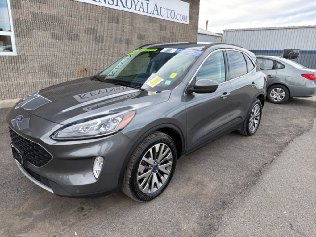 Used 2022 Ford Escape Titanium Hybrid