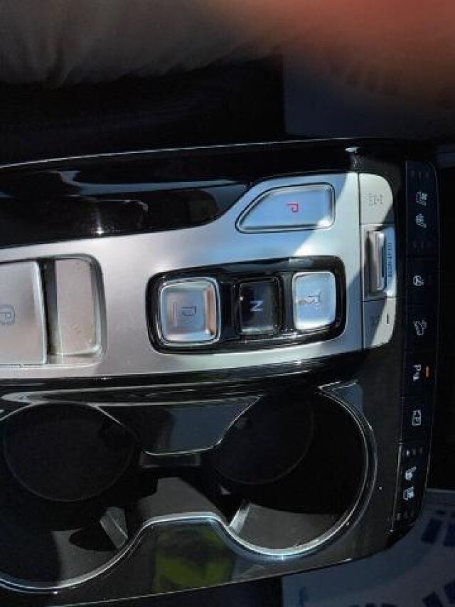 2022 Hyundai Tucson Limited photo 3