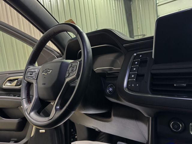 2024 Chevrolet Suburban RST - Photo 14