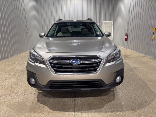 2018 Subaru Outback 2.5i photo 2