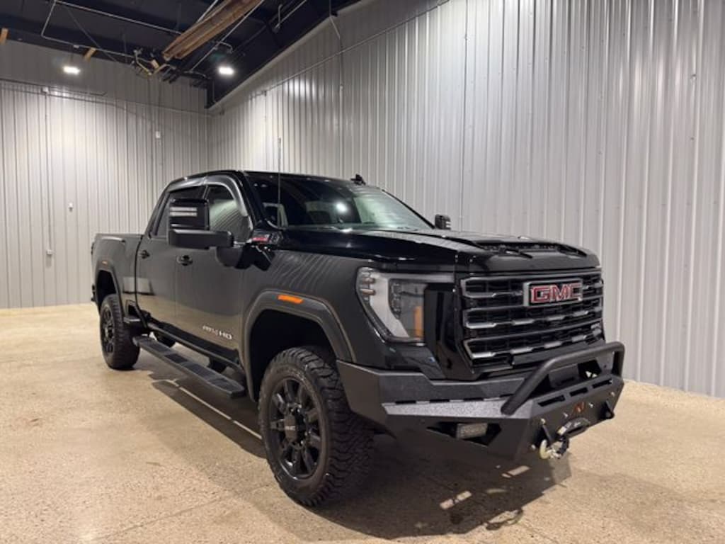 Used 2024 GMC Sierra 2500HD AT4 Truck