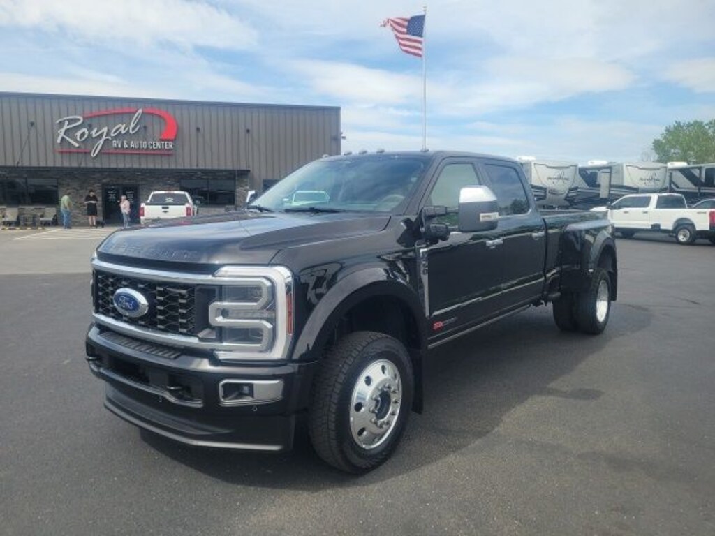 Used 2025 Ford F-450SD Platinum Truck