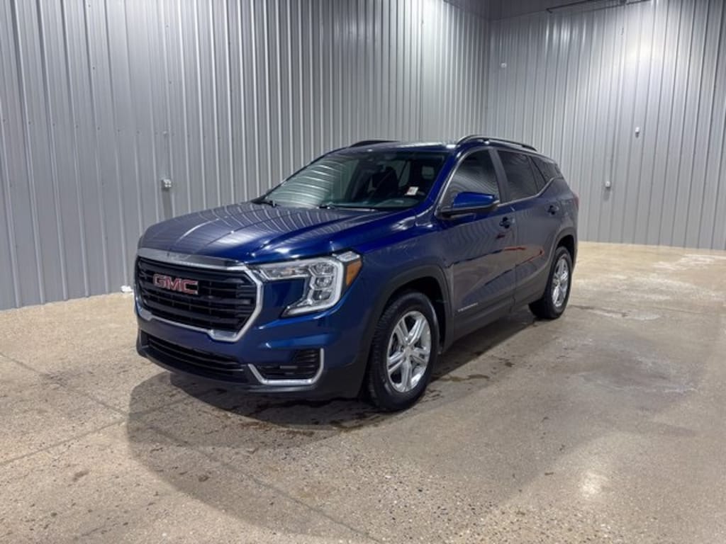 Used 2022 GMC Terrain SLE SUV