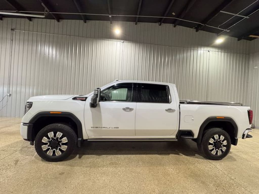 Used 2024 GMC Sierra 2500HD Denali Truck