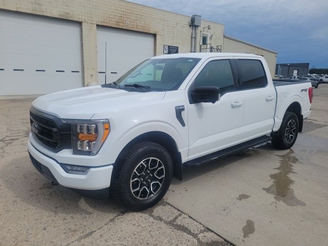 2023 Ford F-150 XLT 4x4 SuperCrew 145 in's photo