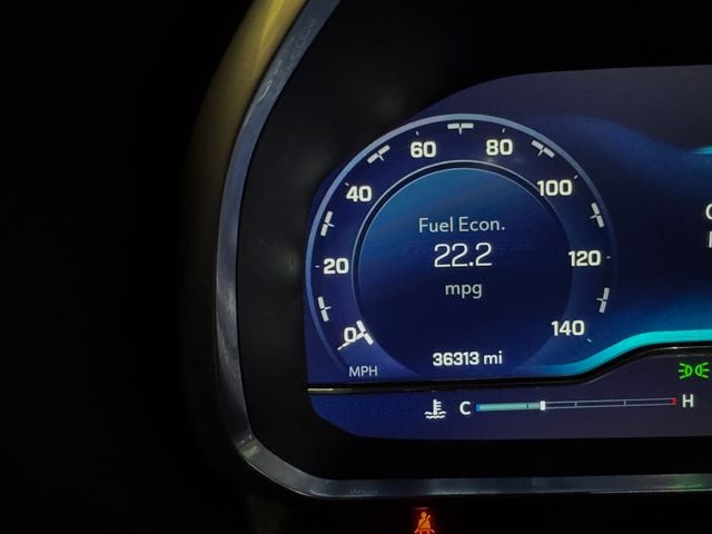 2024 Chevrolet Suburban RST - Photo 17