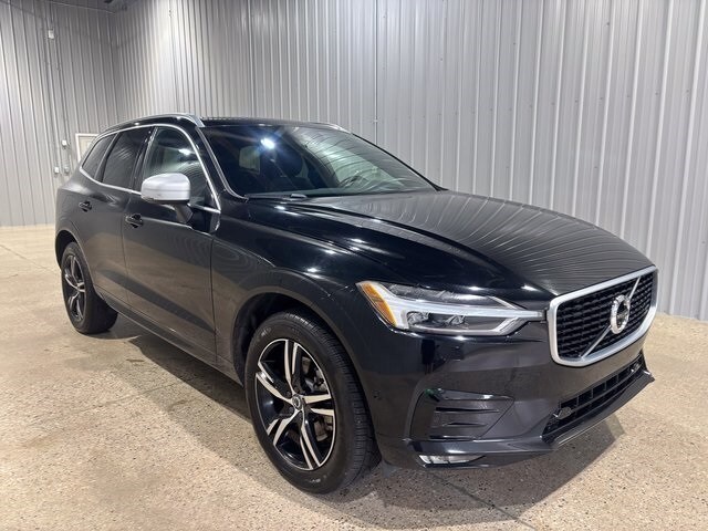 2018 Volvo XC60 T6 R-Design photo 4