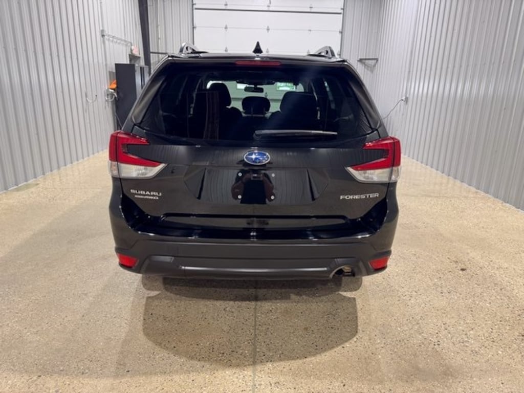 Used 2022 Subaru Forester Premium SUV