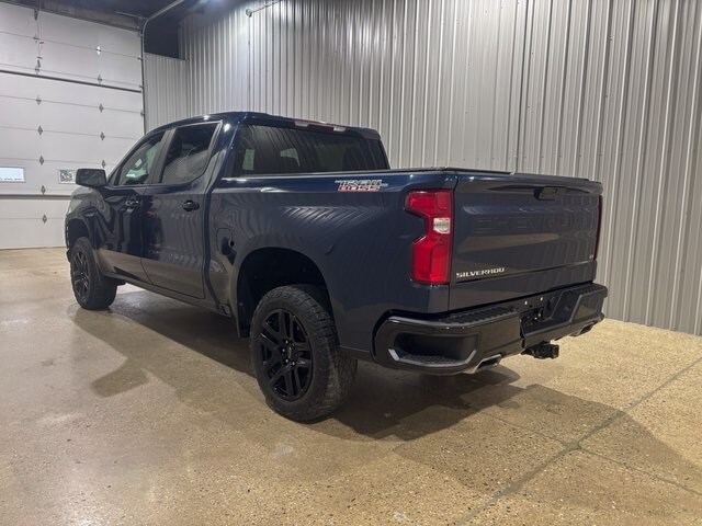 2021 Chevrolet Silverado 1500 LT Trail Boss photo 3