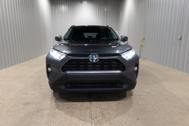 Used 2021 Toyota RAV4 XLE with VIN 4T3RWRFV2MU017350 for sale in Middlebury, IN