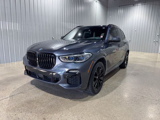 2020 BMW X5 M50i's photo