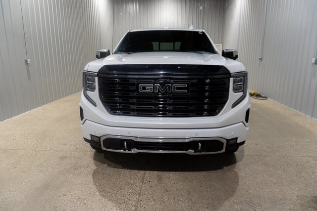 Used 2022 GMC Sierra 1500 Denali Denali Ultimate with VIN 1GTUUHET9NZ629315 for sale in Middlebury, IN