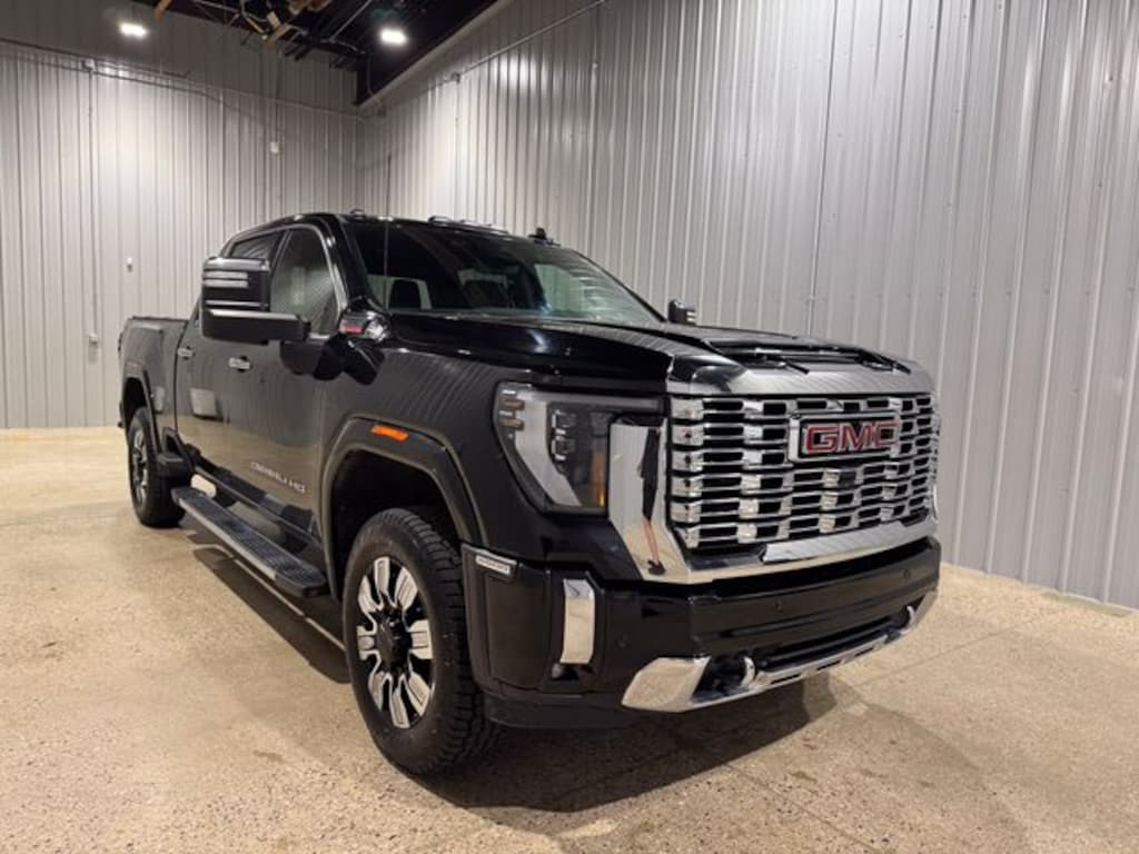 Used 2024 GMC Sierra 2500HD Denali Truck
