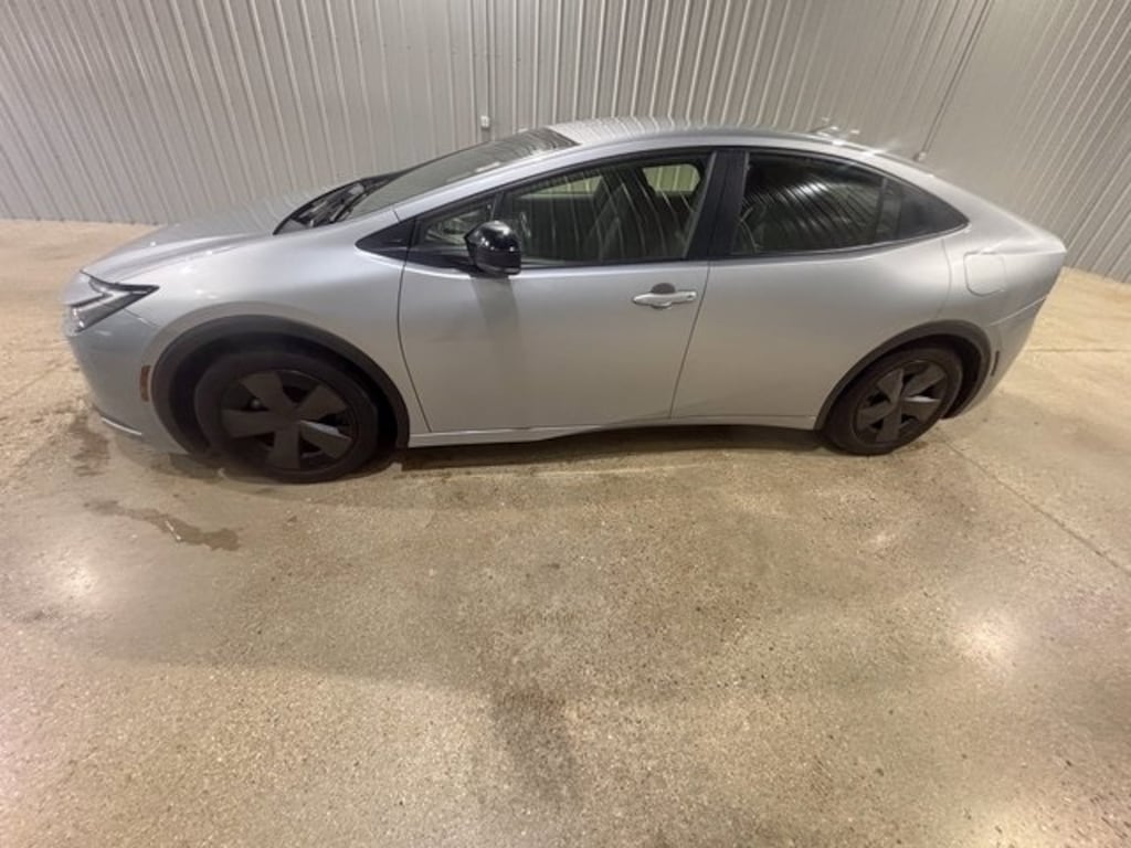 Used 2024 Toyota Prius LE Hatchback