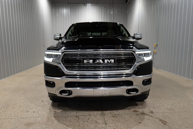 Used 2019 RAM Ram 1500 Pickup Limited with VIN 1C6SRFHT1KN809018 for sale in Middlebury, IN