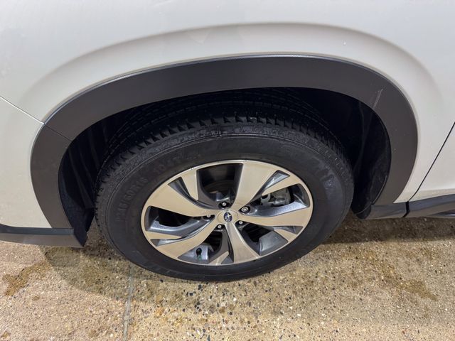 2023 Subaru Ascent Premium - Photo 29