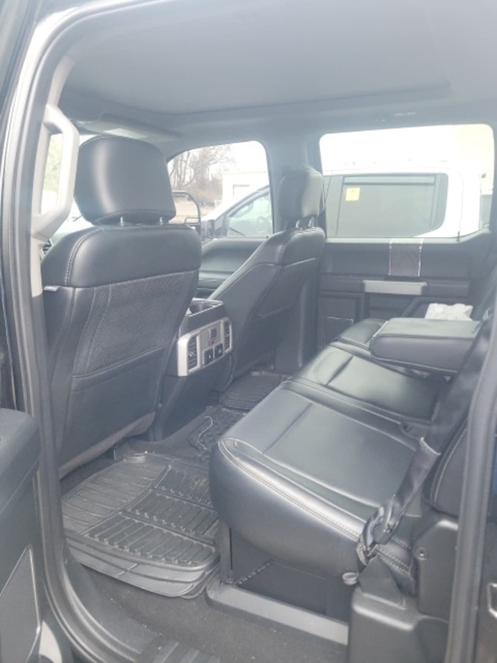 Used 2019 Ford F-350SD Lariat Truck