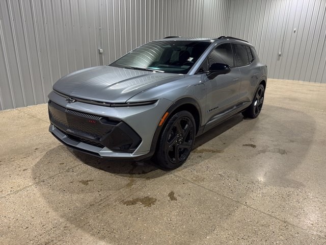 2024 Chevrolet Equinox EV Launch Edition's photo