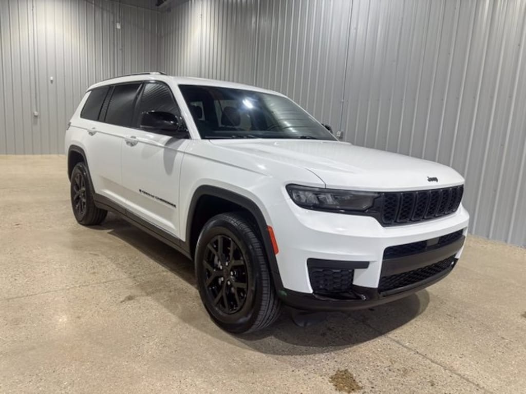 Used 2024 Jeep Grand Cherokee L Altitude SUV