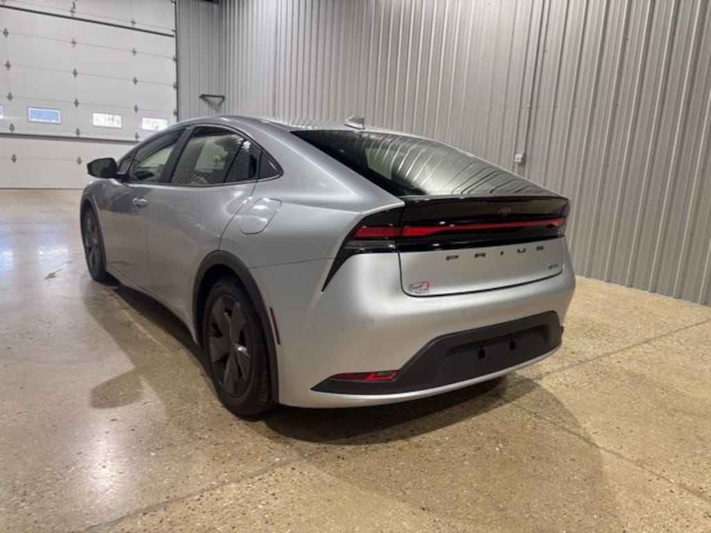 Used 2024 Toyota Prius LE Hatchback