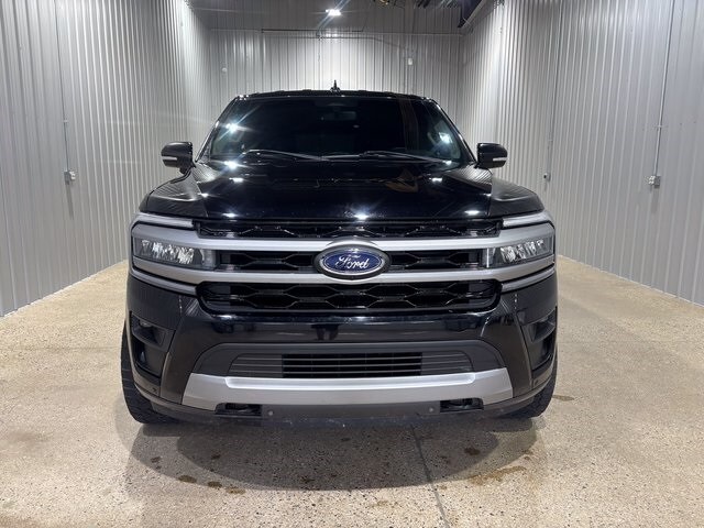 2022 Ford Expedition XLT photo 2