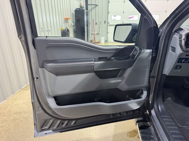 2025 Ford F-150 XLT - Photo 10